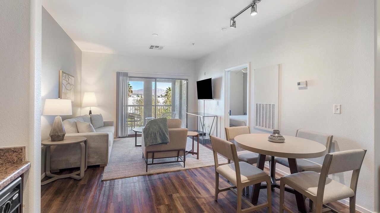 Photo of Livingroom in Sunrise Manor