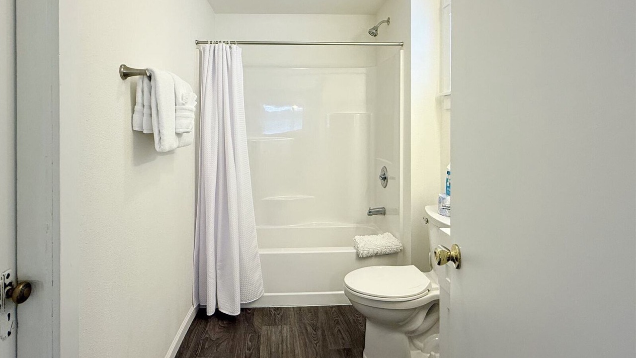 Photo of Bathroom in Cannon Beach