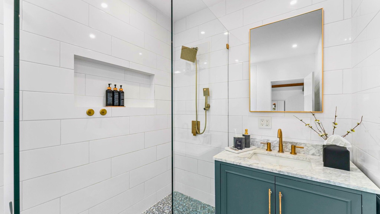 Photo of Bathroom in Allied Gardens