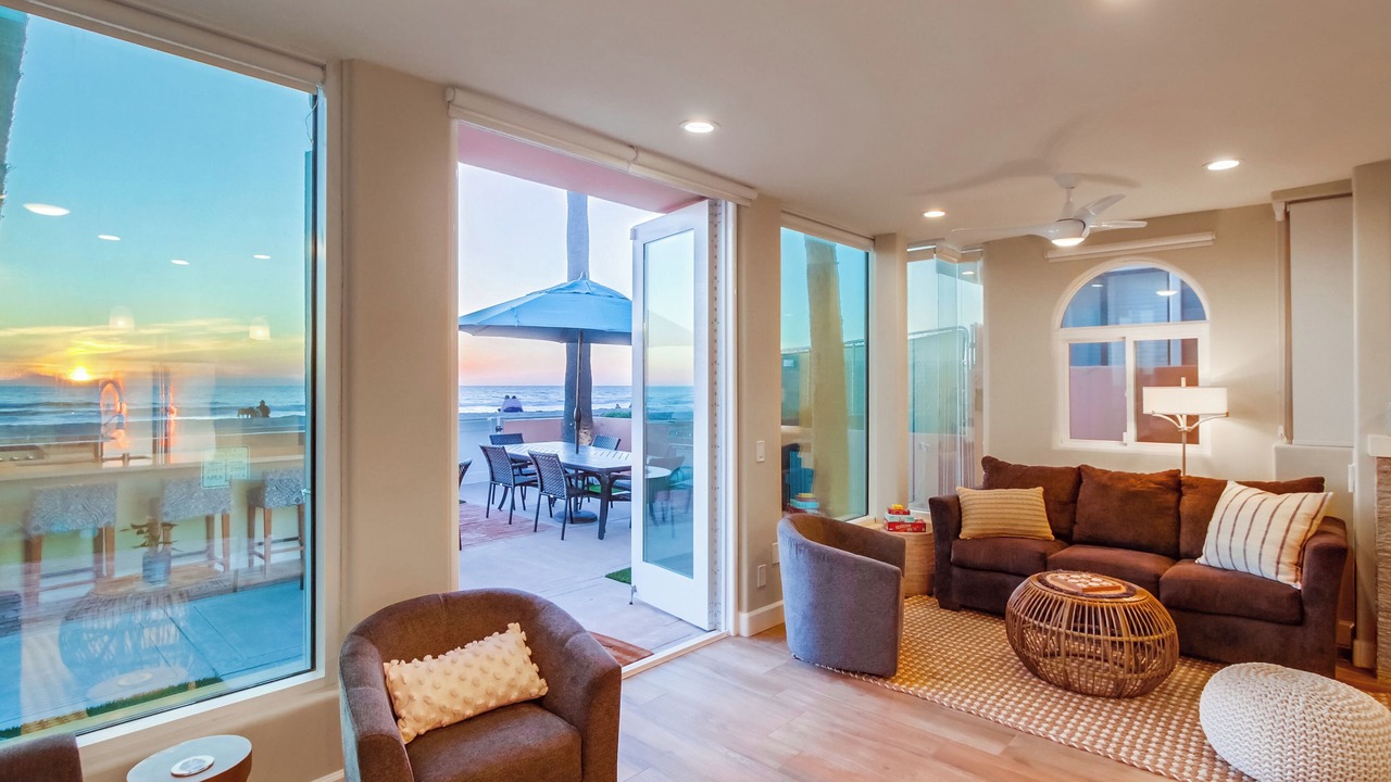 Photo of Livingroom in South Mission Beach