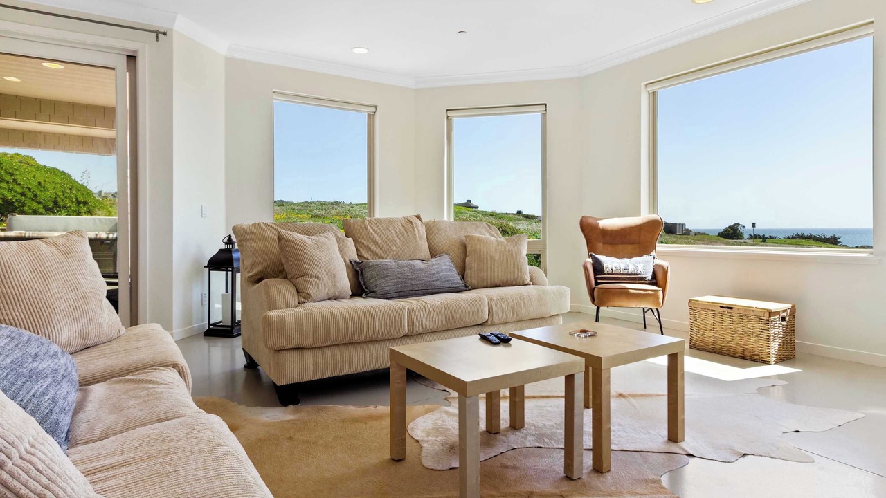 Photo of Bedroom in Bodega Bay