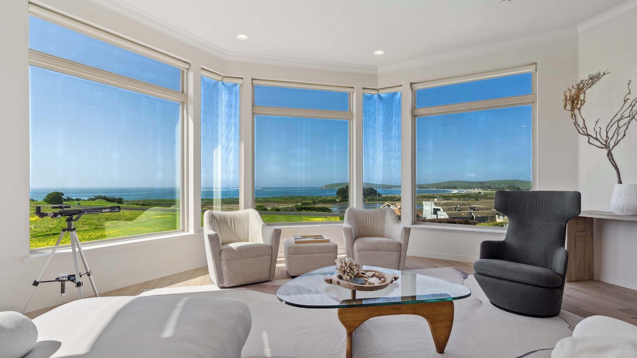 Photo of Bedroom in Bodega Bay