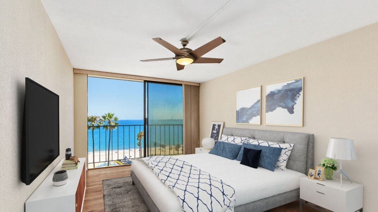 Photo of Bedroom in Alamitos Beach