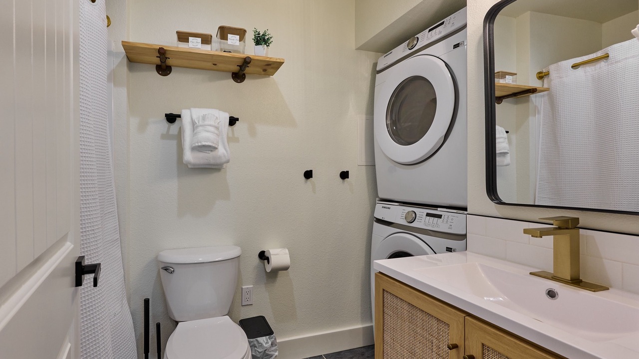 Photo of Bathroom in Rhododendron