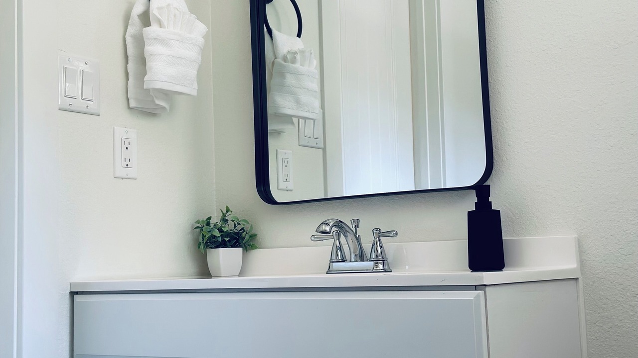 Photo of Bathroom in Rhododendron