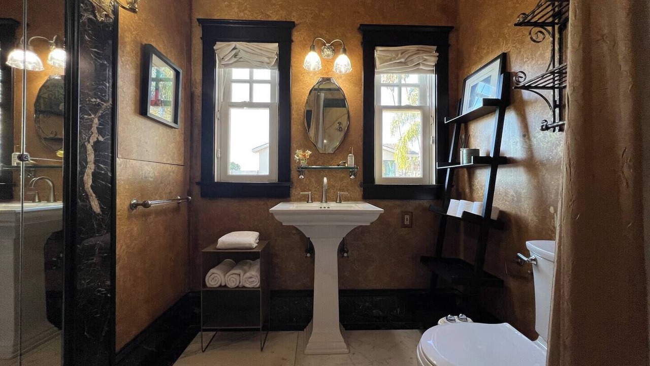 Photo of Bathroom in Belmont Heights