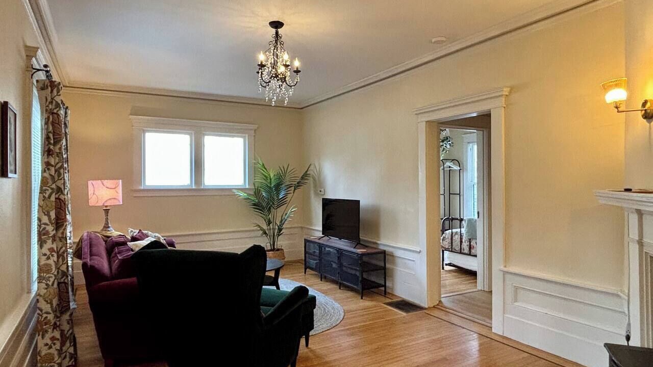 Photo of Livingroom in Irvington