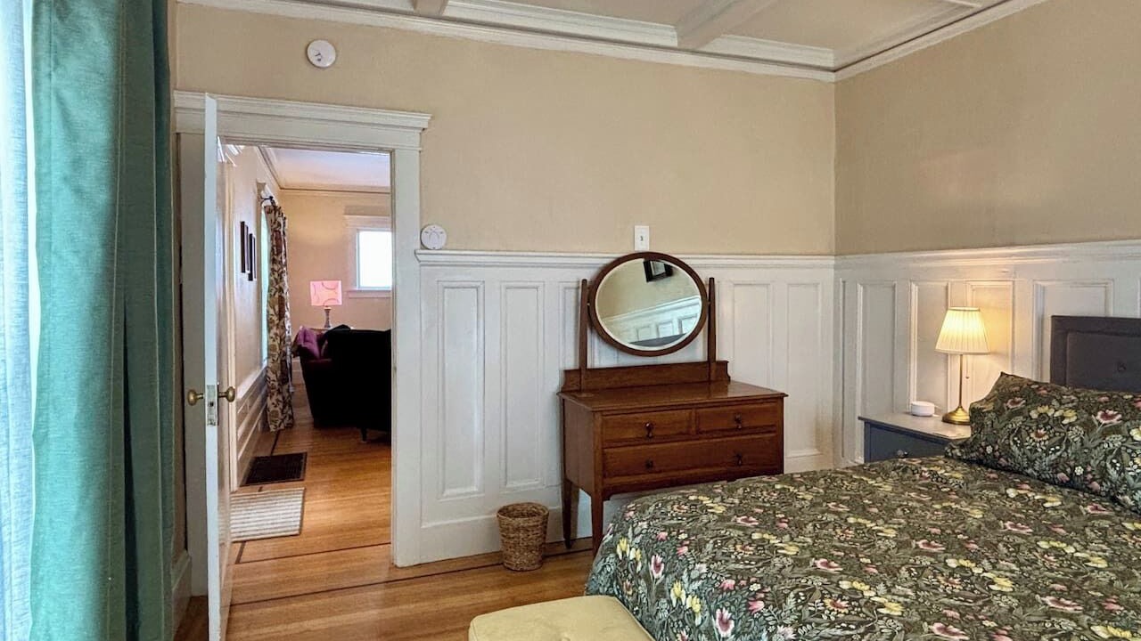 Photo of Bedroom in Irvington