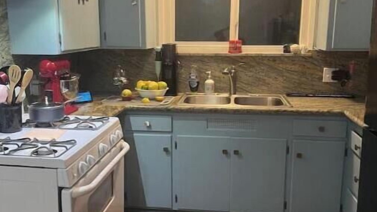 Photo of Kitchen in Alamitos Beach