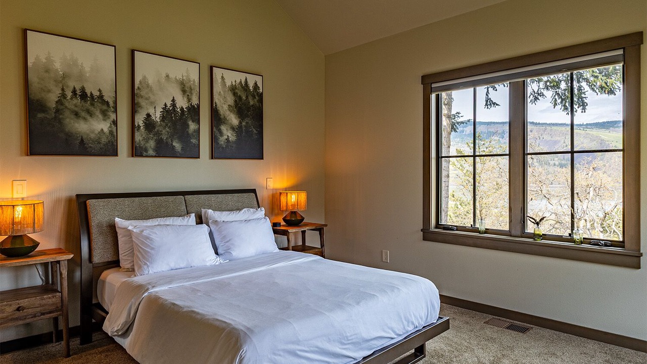 Photo of Bedroom in Mosier