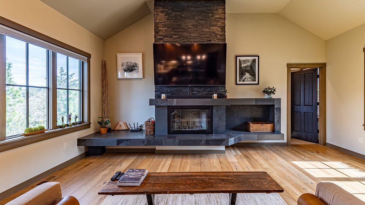 Photo of Livingroom in Mosier