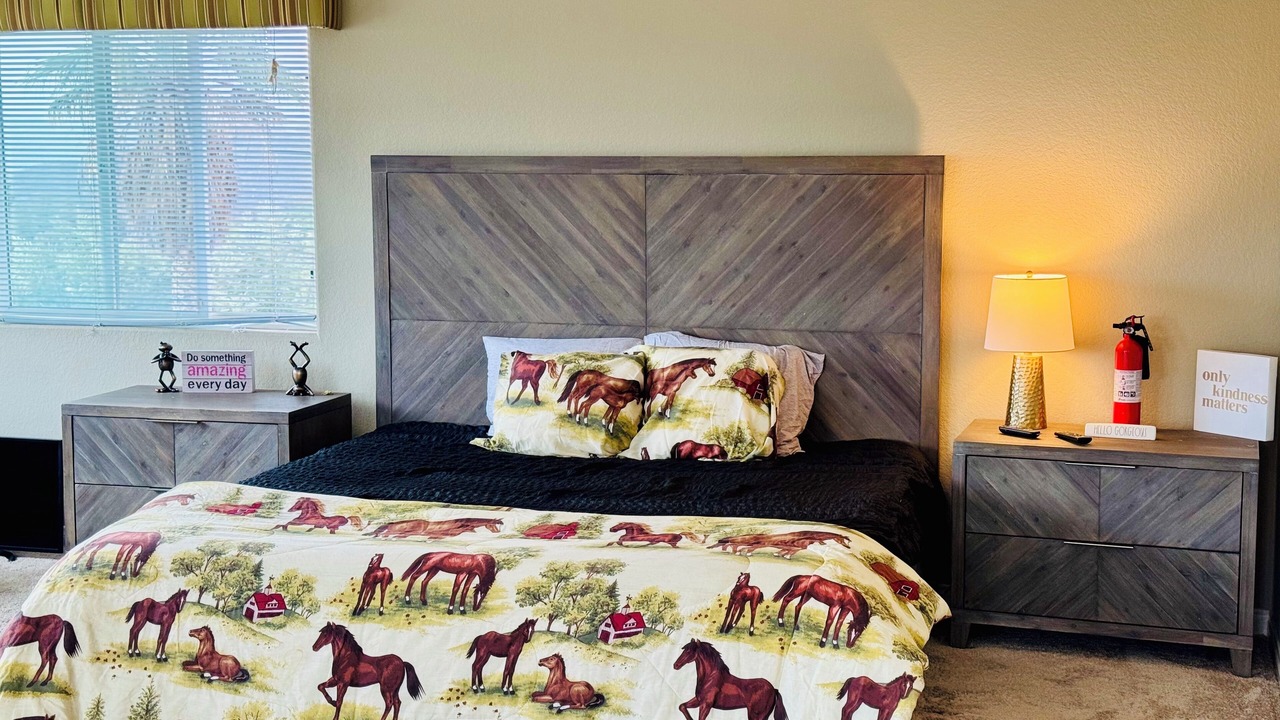 Photo of Bedroom in San Diego Country Estates