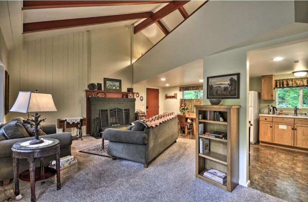 Photo of Livingroom in Brightwood