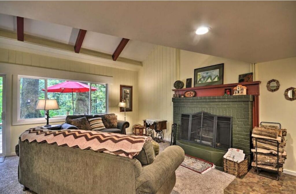 Photo of Livingroom in Brightwood