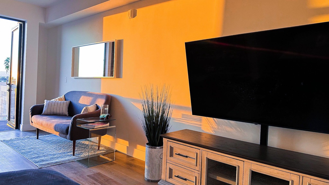 Photo of Livingroom in Wilshire