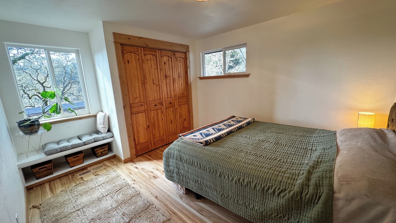 Photo of Bedroom in Cottage Grove
