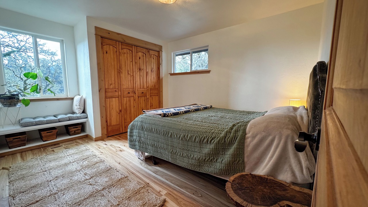 Photo of Bedroom in Cottage Grove