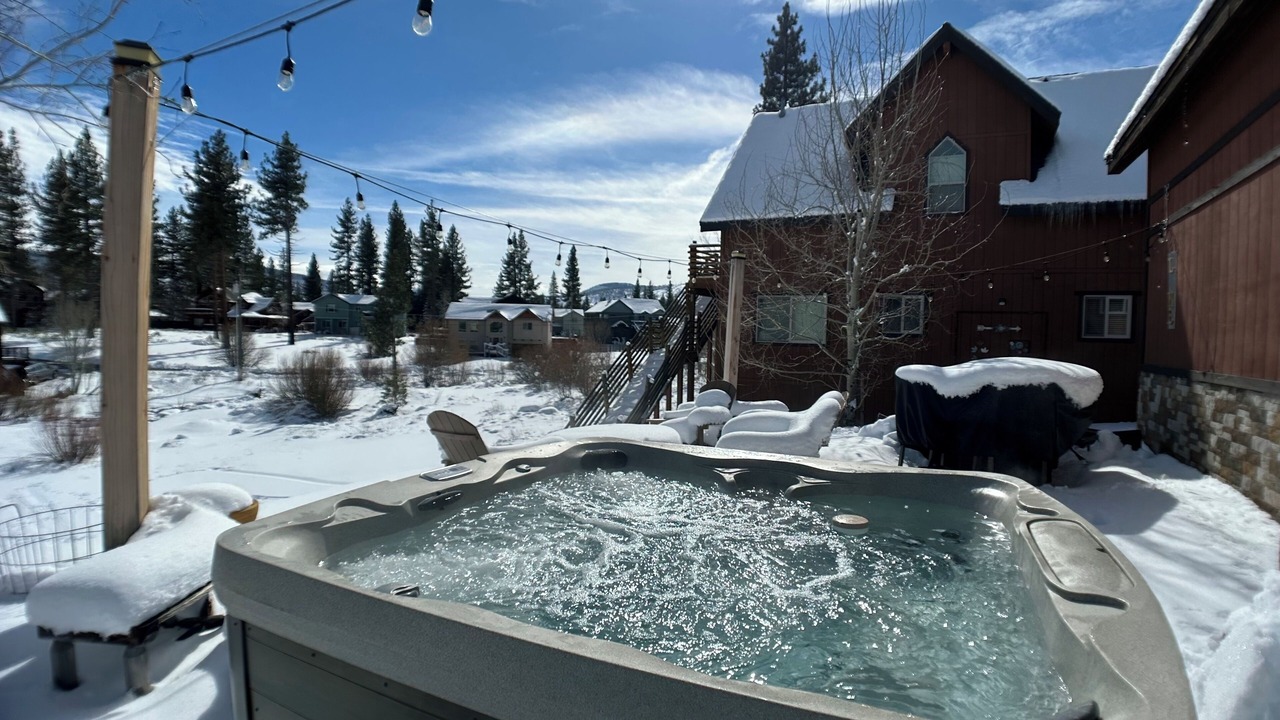 Photo of Outdoor in Mountain View Estates