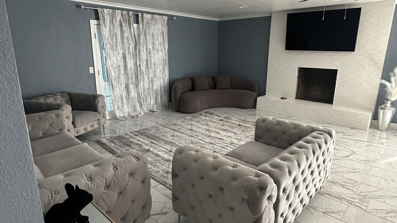 Photo of Livingroom in Centennial Hills
