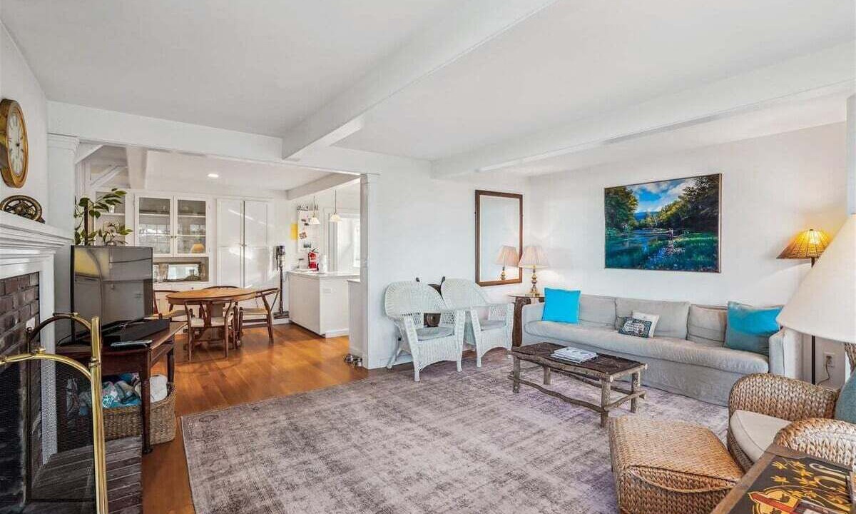 Photo of Bedroom in Downtown Cannon Beach