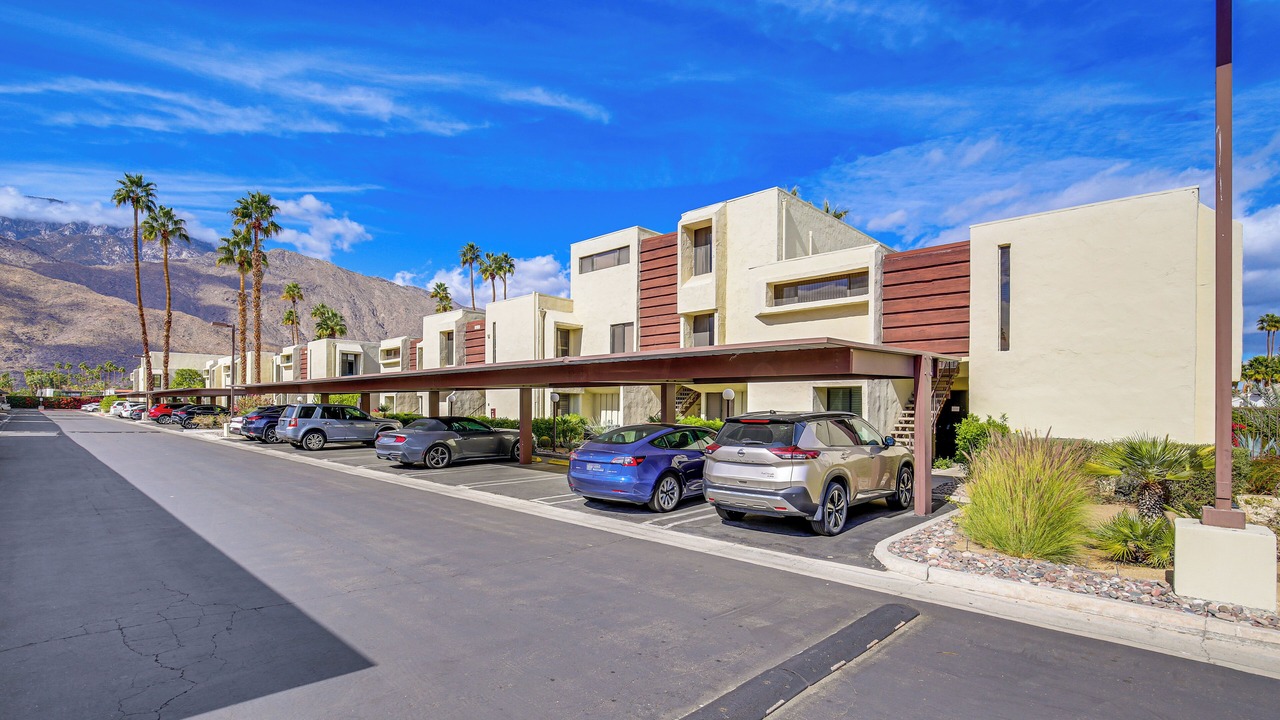 Photo of Others in Twin Palms
