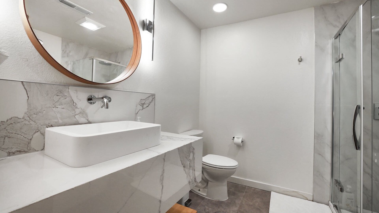 Photo of Bathroom in Country Club Estates
