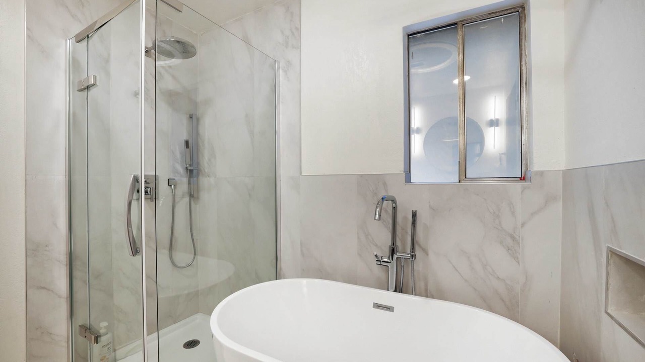 Photo of Bathroom in Country Club Estates
