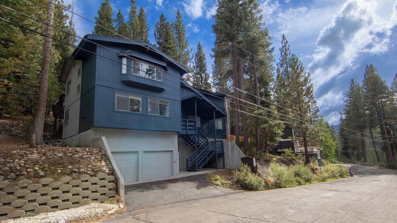 Photo of Outdoor in Country Club Estates