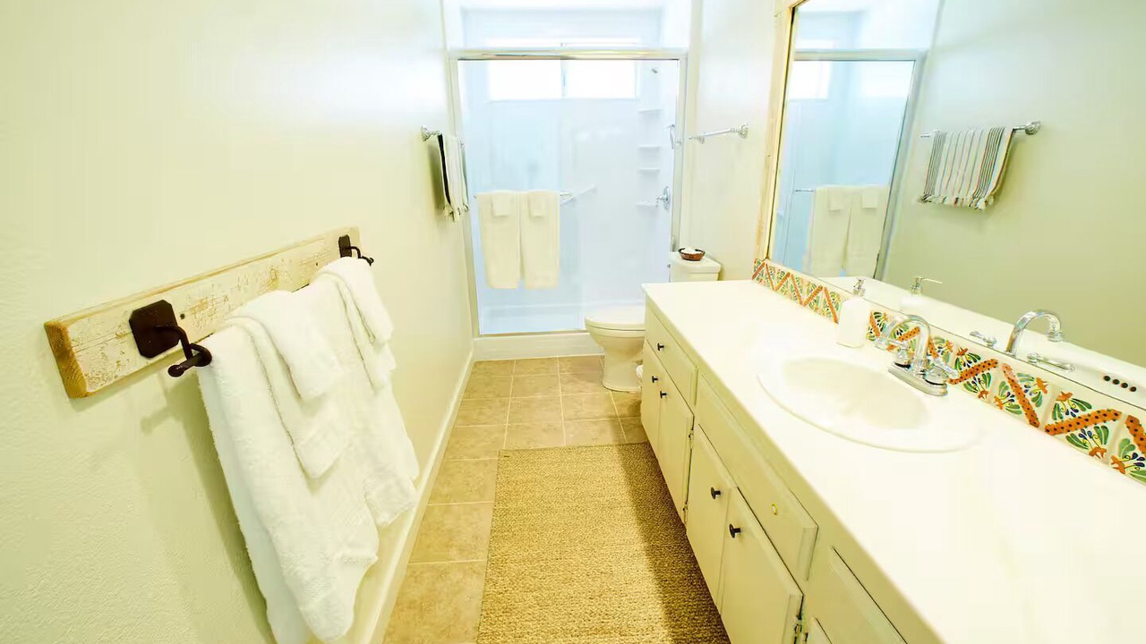 Photo of Bathroom in Vista