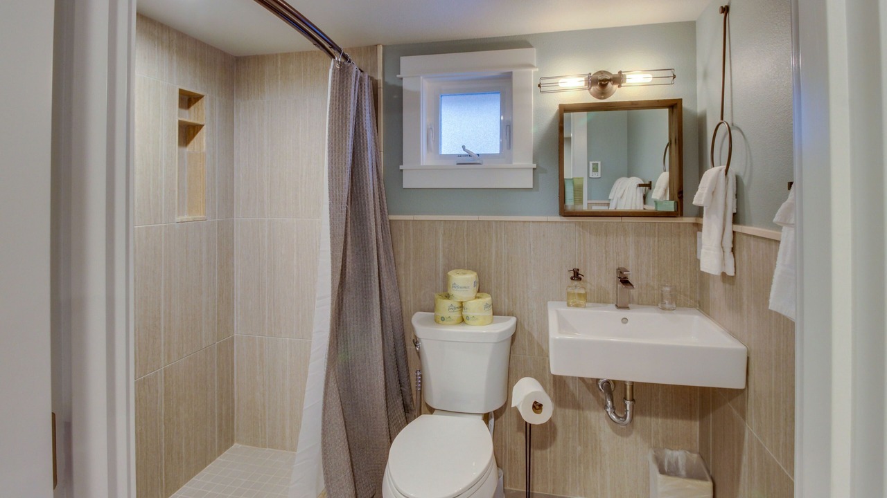 Photo of Bathroom in Oceanside