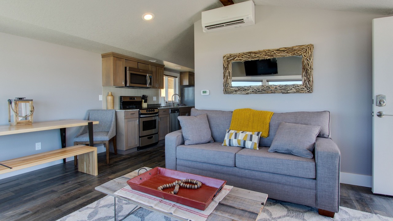 Photo of Livingroom in Oceanside