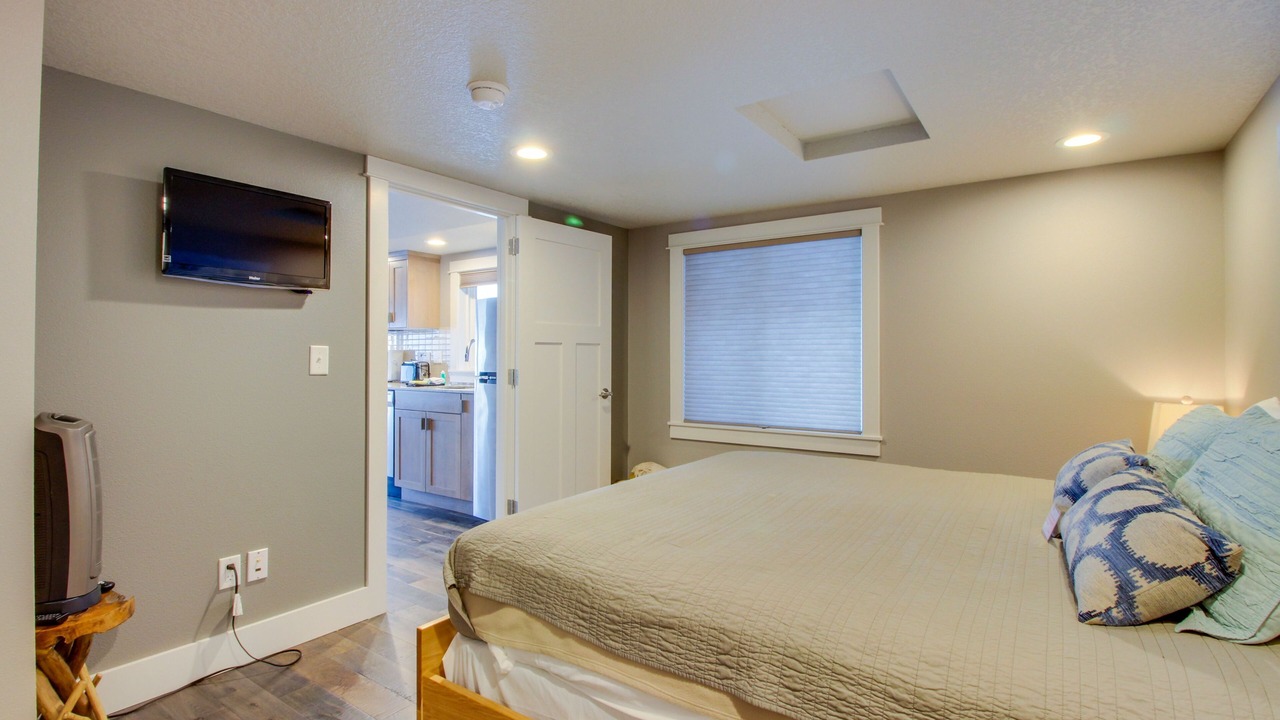 Photo of Bedroom in Oceanside