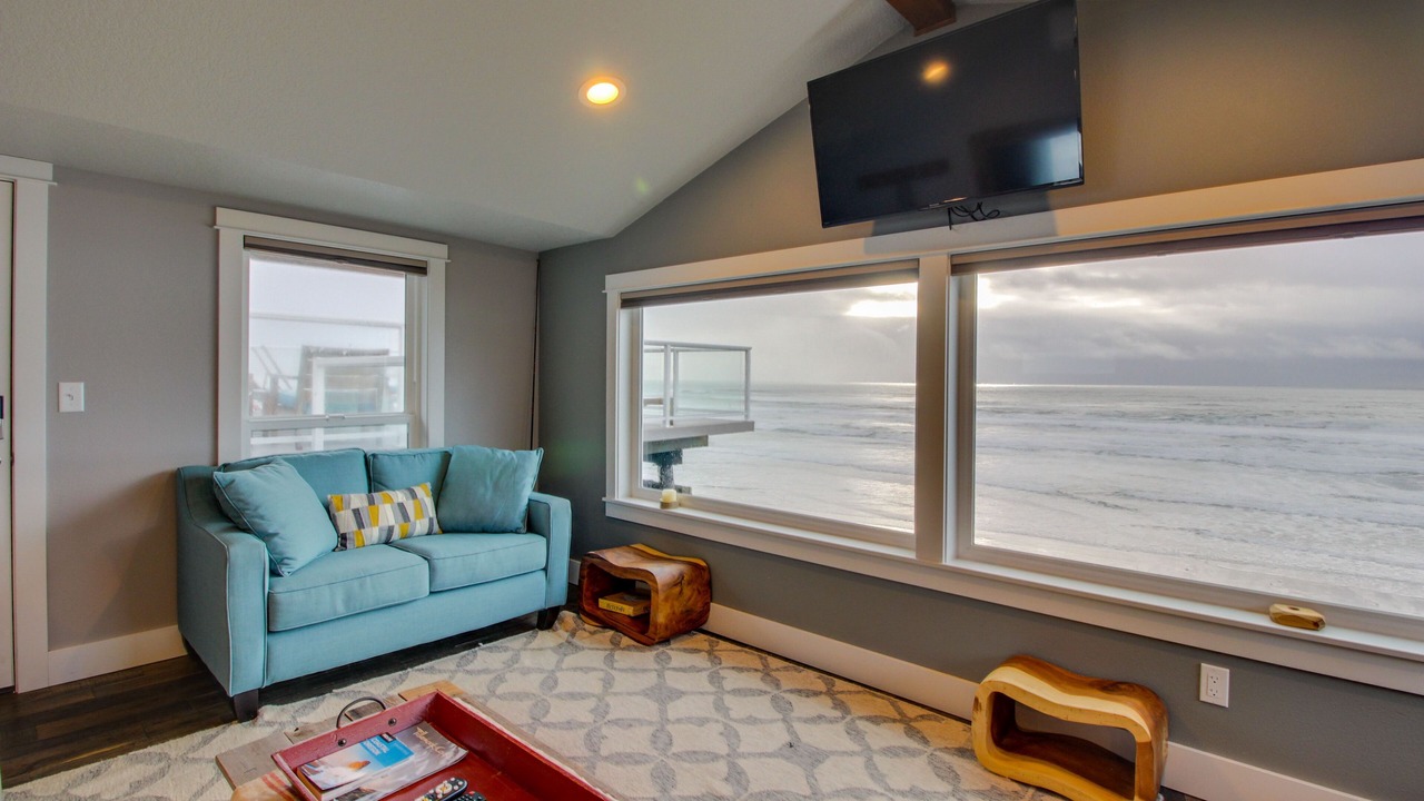 Photo of Livingroom in Oceanside