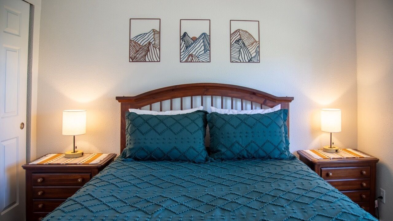 Photo of Bedroom in Sisters