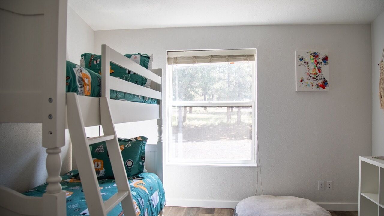 Photo of Bedroom in Sisters