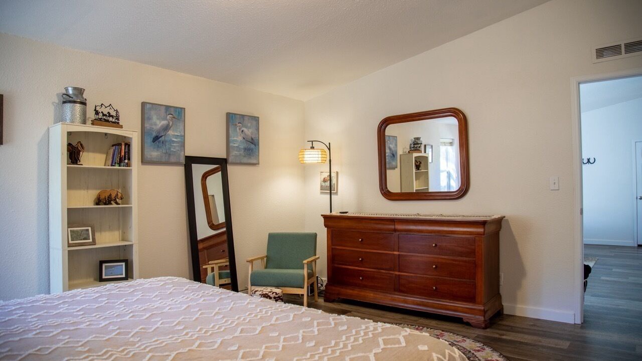 Photo of Bedroom in Sisters