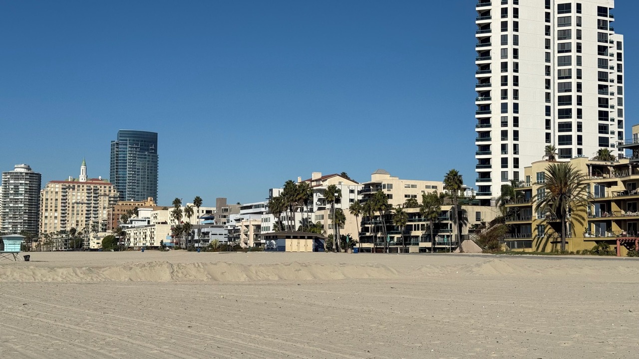 Photo of Others in Alamitos Beach