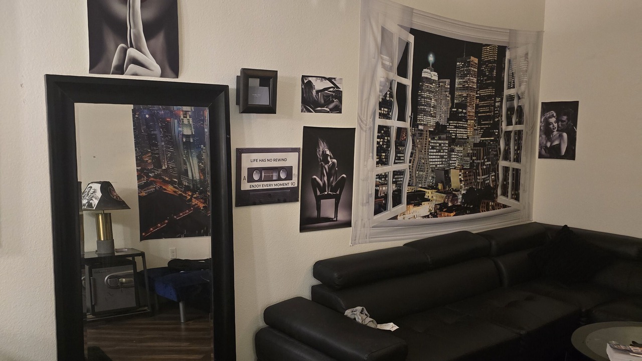 Photo of Livingroom in Downtown Las Vegas