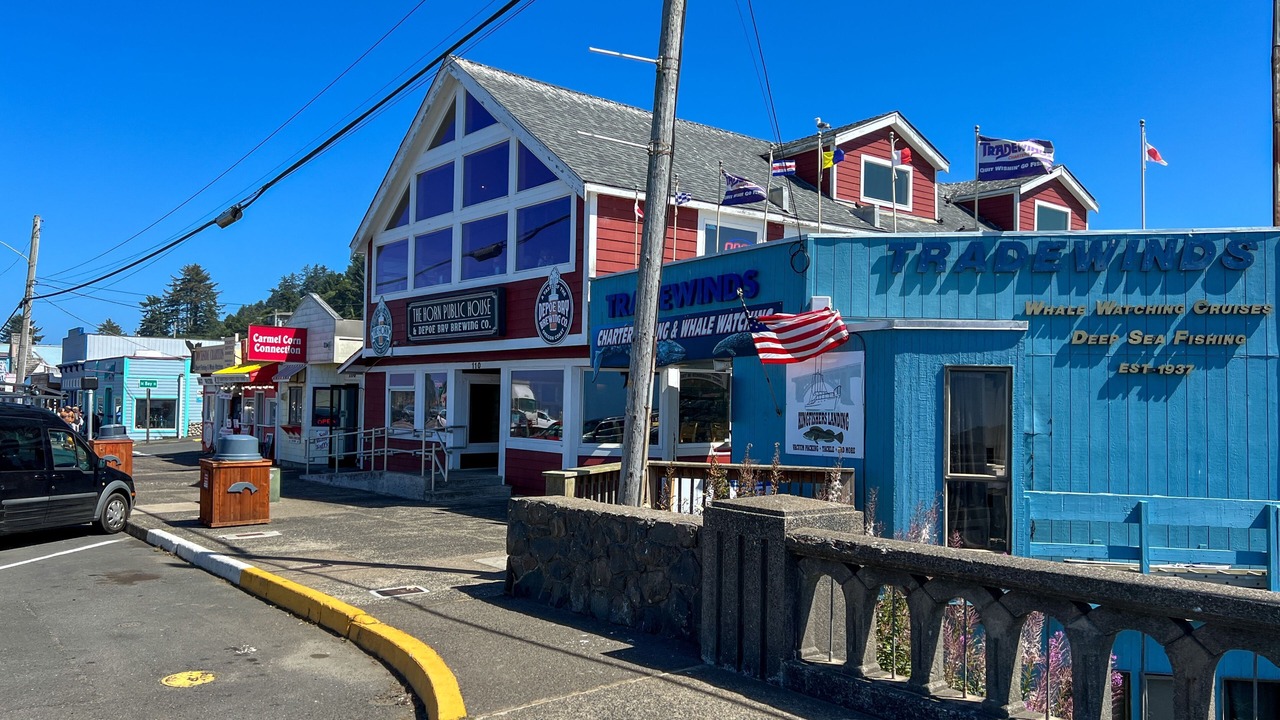 Photo of Others in Depoe Bay