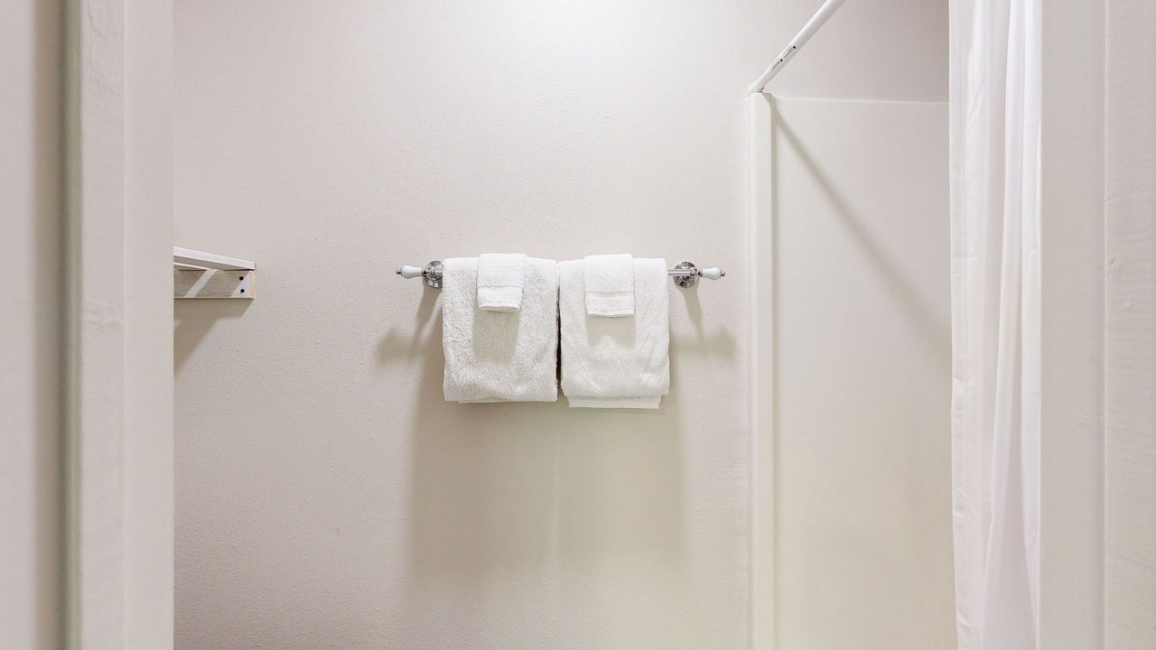 Photo of Bathroom in Depoe Bay