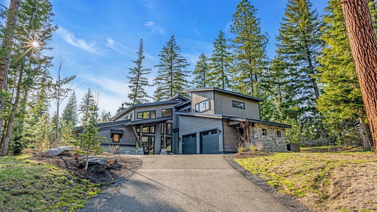 Photo of Outdoor in Ronald