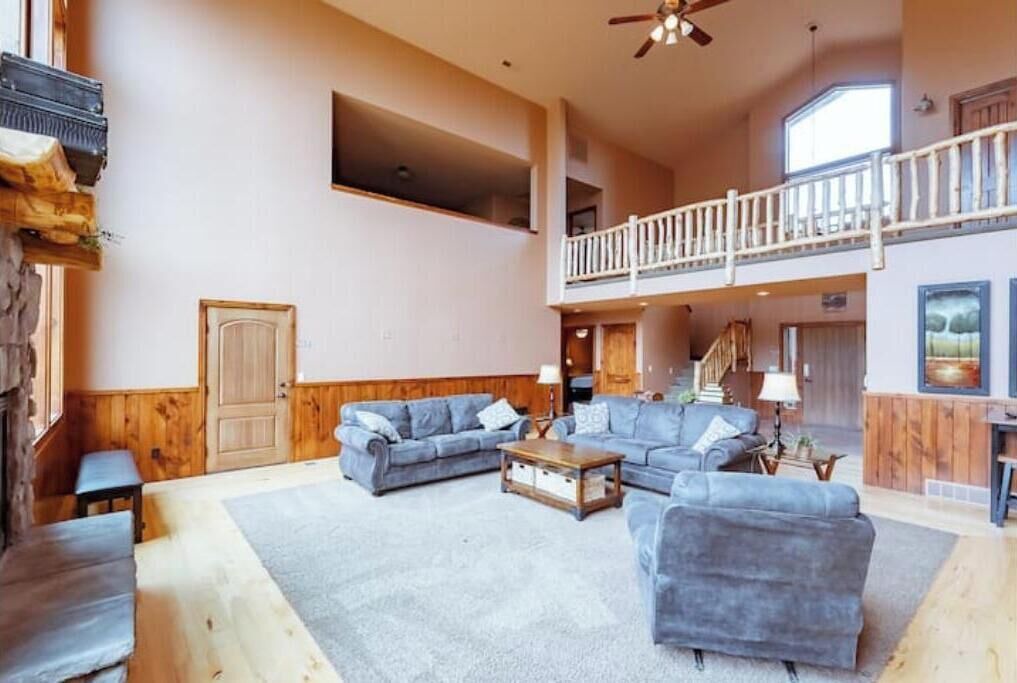 Photo of Livingroom in Zion National Park East Entrance