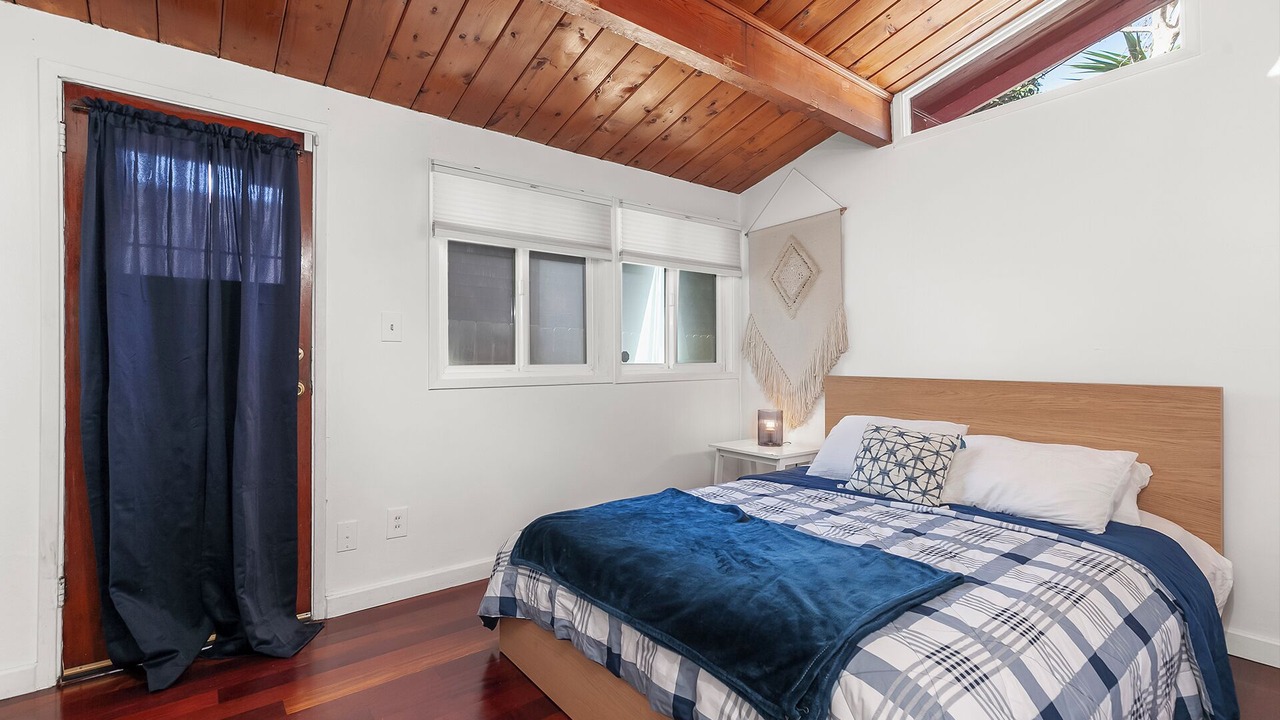 Photo of Bedroom in Ocean Beach
