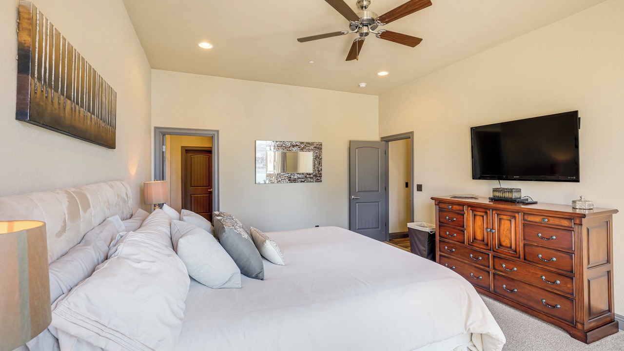 Photo of Bedroom in Lake Almanor Country Club