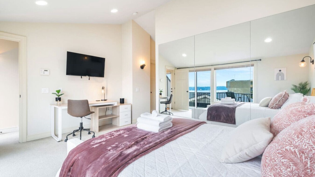 Photo of Bedroom in Lower Queen Anne
