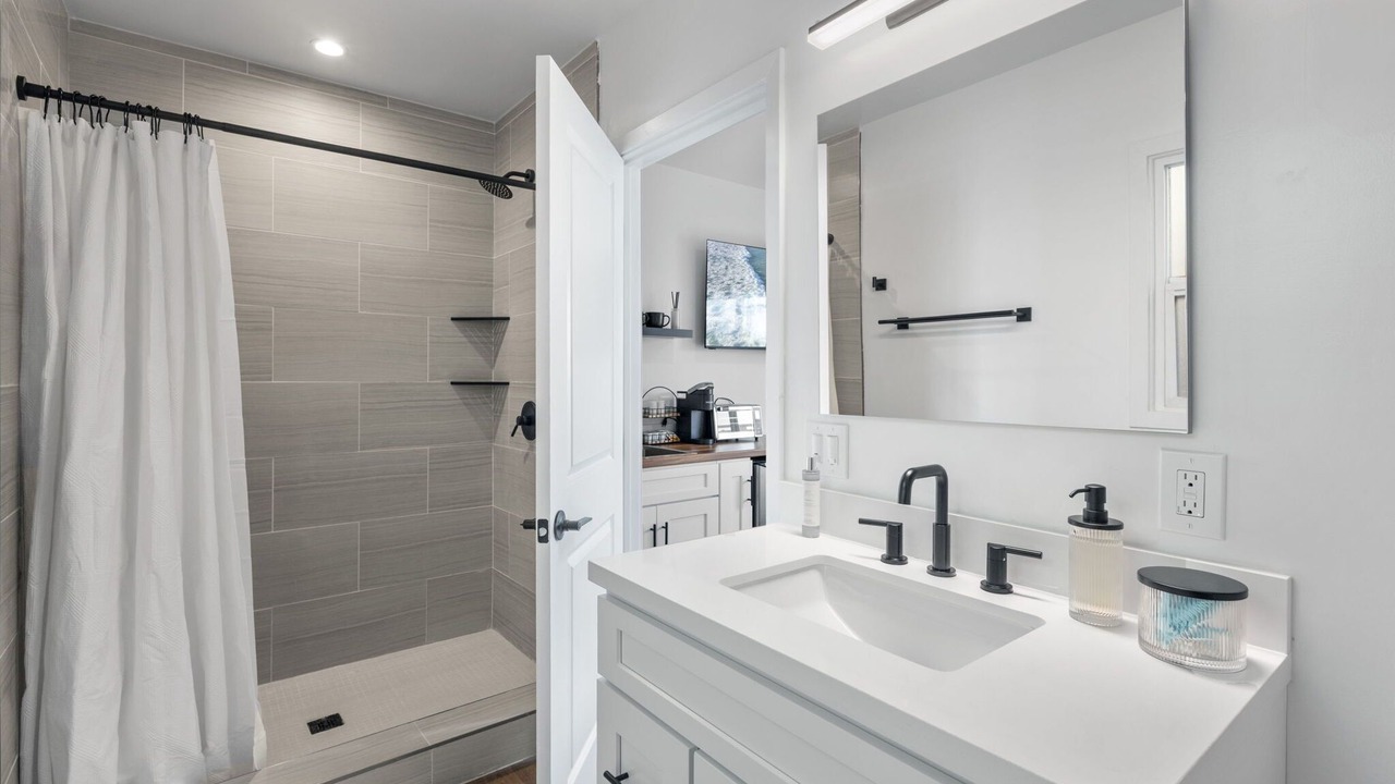 Photo of Bathroom in South Oceanside