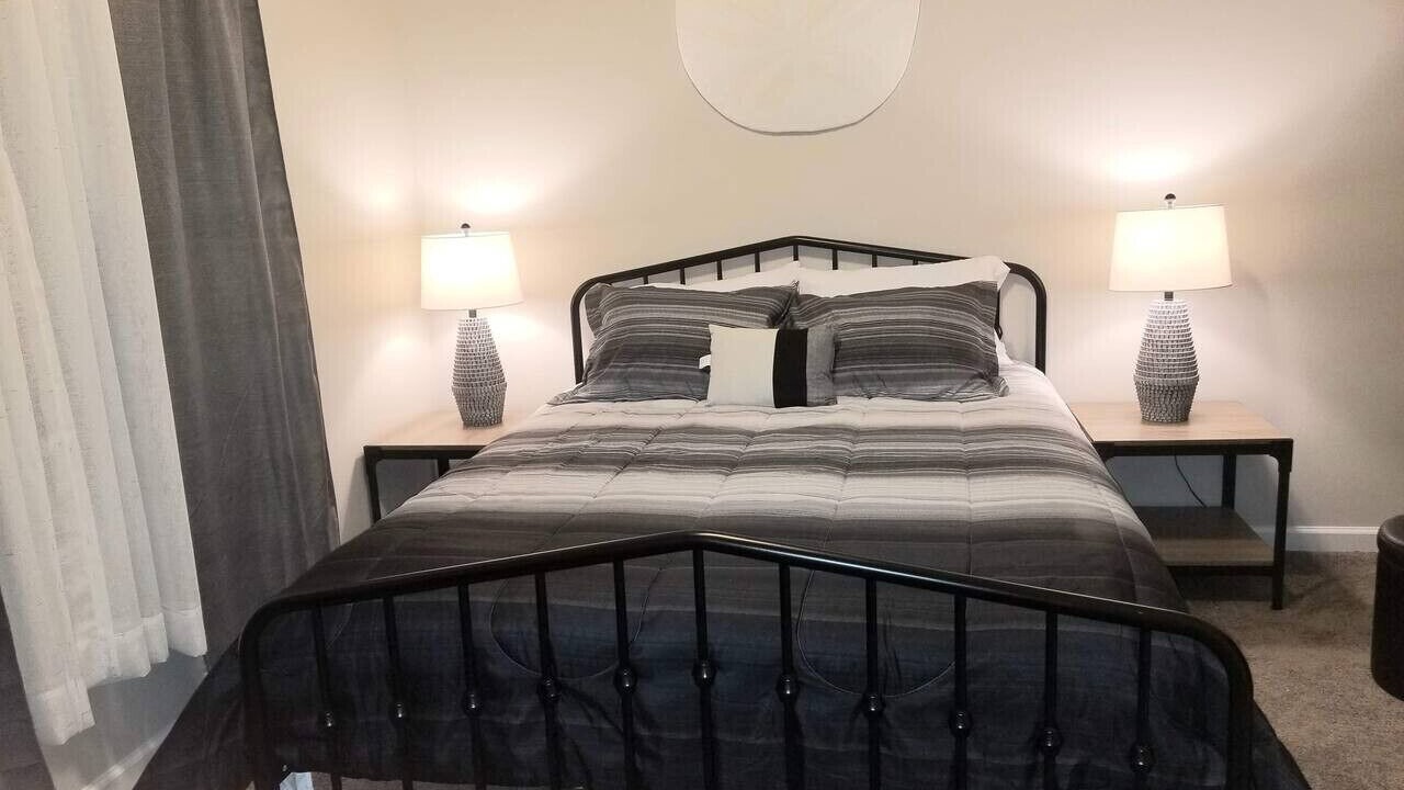Photo of Bedroom in Bayshore