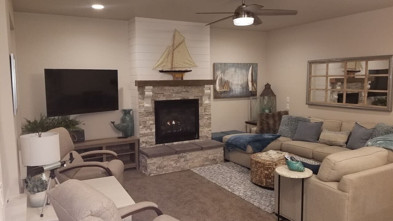 Photo of Livingroom in Bayshore