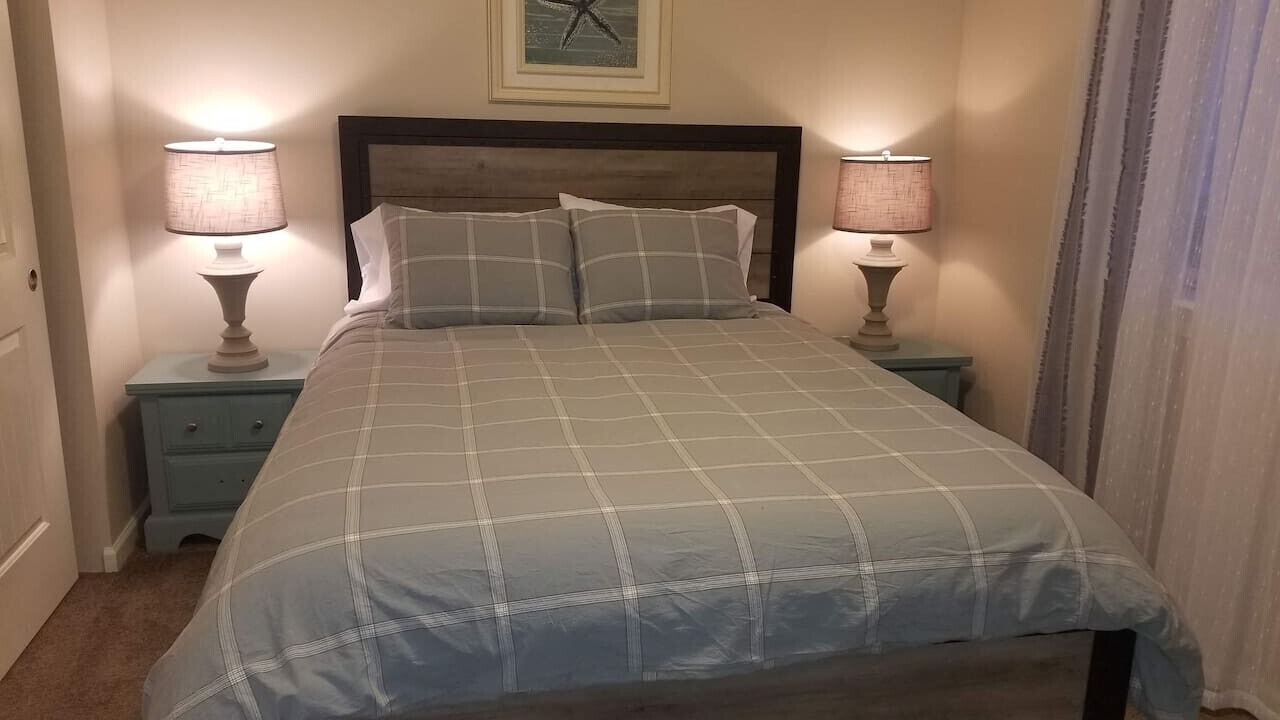 Photo of Bedroom in Bayshore