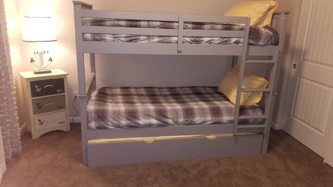 Photo of Bedroom in Bayshore